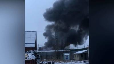 "Армагеддон": сильный пожар вспыхнул на складе в Одинцове