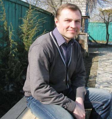 В возрасте 39 лет умер редактор вилейской районки Сергей Гончар. Он перенес ковид