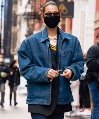 Джемпер + пиджак + джинсовка: Белла Хадид показывает, как составить стильный многослойный образ