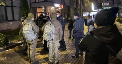 В Киеве эвакуировали сотрудников пророссийского телеканала из-за "бомбы" в здании