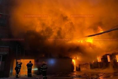 Крупный пожар произошёл в производственном здании в Одинцове