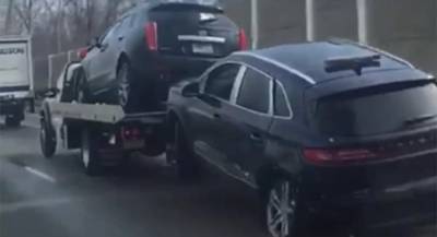 Горе-эвакуаторщик показал, как уничтожить автомобиль по пути к штрафплощадке, видео - akcenty.com.ua