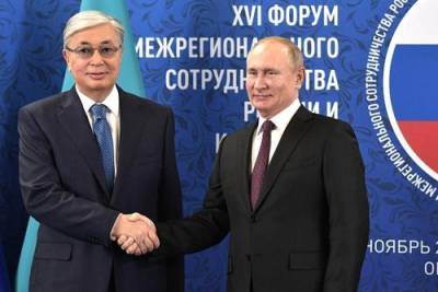 Путин поздравил Токаева с Днем независимости Казахстана