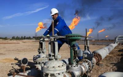 Тегеран ждет Байдена, чтобы выбросить на рынок миллионы баррелей нефти