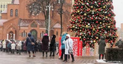 Протесты в Беларуси: в Минске разогнали акцию пенсионеров, задержав ее участников (ВИДЕО)