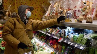 Квота на экспорт и поддержка предприятий: в России приняли меры для сдерживания роста цен на базовые продукты питания