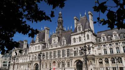 Мэрия Парижа оштрафована за дискриминацию мужчин