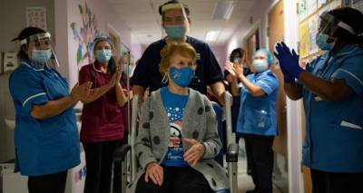 "Люди ждут вакцину": как страны Европы собираются прививать своих жителей от COVID-19