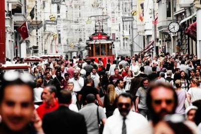 В Турции введут круглосуточный комендантский час
