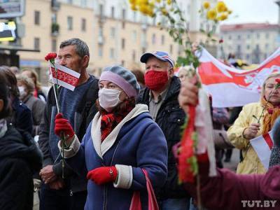 Власти Белоруссии начали процесс против сотни задержанных пенсионеров