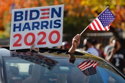 За Джо Байдена проголосовали больше 270 выборщиков. Теперь он точно станет президентом США