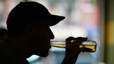 Более 85% трудоспособных россиян употребляют алкоголь