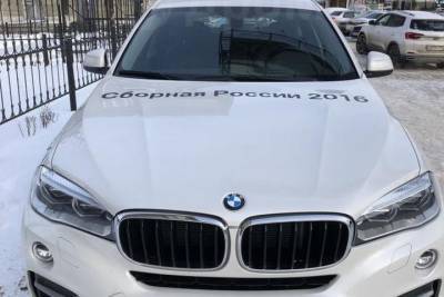 Премиальный BMW олимпийского чемпиона Романа Власова выставили на продажу