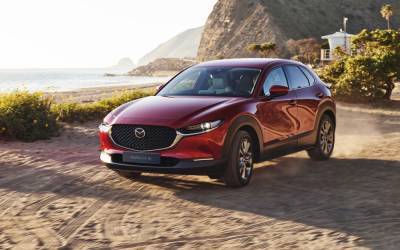 Новая Mazda CX-30 – названы цены