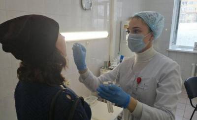 Тюменцам, которые обращаются в больницы за помощью, делают экспресс-тесты на коронавирус