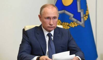 “Это было его личное решение”: Песков о бункере и новогодних планах Путина