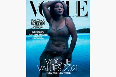 Плюс-сайз-модель снялась для обложки Vogue в просвечивающем грудь наряде