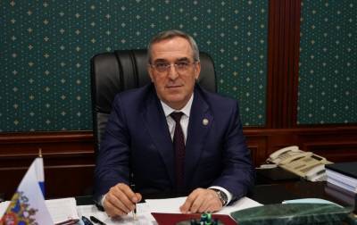 Министр здравоохранения Дагестана Джамалудин Гаджиибрагимов: "Лучшей защитой от коронавирусной инфекции является вакцинация"