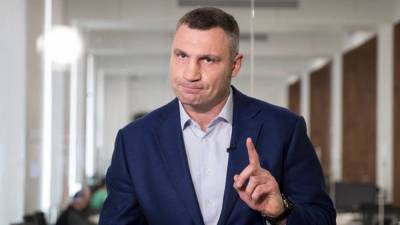 Зарплаты киевских чиновников: Кличко в ноябре получил меньше своих заместителей