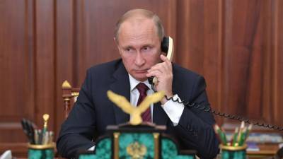 Готов к контактам с вами: как Путин поздравил Байдена с победой на выборах
