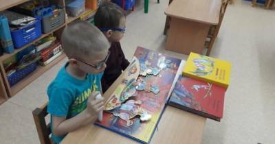 Новогоднее чудо от "Автотора": библиотека детского сада пополнилась книгами для детей с нарушениями зрения