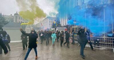 Протестующие ФОПы выдвинули требования и начали марш по центру Киева
