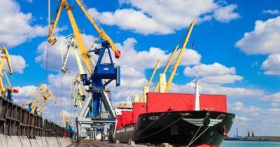 Порт «Південний» одновременно загружает три судна железорудным сырьем - gmk.center - Туркмения - Панама - Либерия