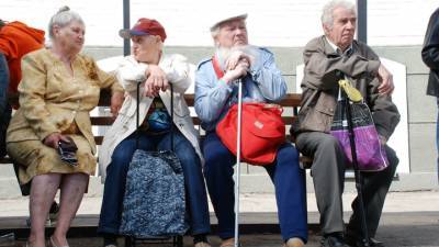 Опрос: многие россияне хотят зарабатывать на пенсии с помощью личного блога