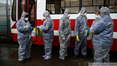 Россиянам предсказали новую вспышку коронавируса в январе 2021 года