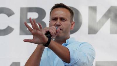 Навальный о покушении на него: Путин руководит этой ситуацией
