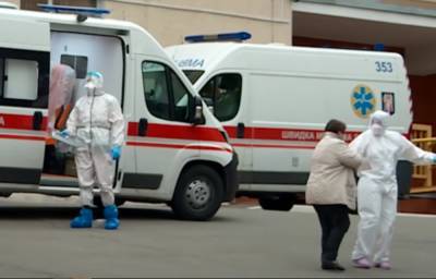 Коллапс в Харькове: медики вынуждены добираться до больных пешком, все детали