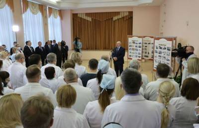 Президент назвал примерную стоимость создания белорусскими учеными вакцины от COVID-19