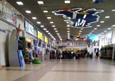 Самолет «Аэрофлота» из-за технической неисправности не смог вылететь из аэропорта Сургута