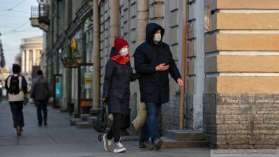 Роспотребнадзор оценил ситуацию с коронавирусом в Петербурге на 15 декабря