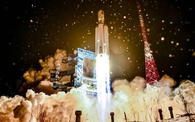 Запуск «Ангары»: Россия вернулась в клуб производителей тяжелых ракет
