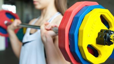 Небезопасный спорт: как тренировки вредят здоровью женщины