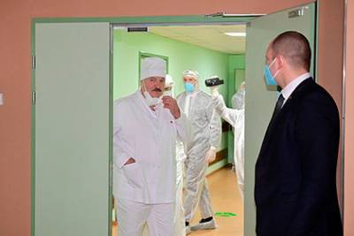 Лукашенко назвал стоимость создания белорусской вакцины от коронавируса