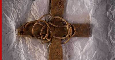 В Шотландии найден редчайший крест эпохи раннего Средневековья