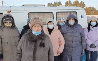 Жители уральского села пожаловались Путину на холодный УАЗ вместо медпункта