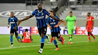 Интер – Наполи: кто одержит победу в матче Серии А и бросит вызов Милану – прогноз на матч