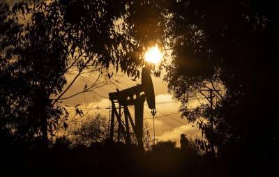 В Saxo Bank считают, что цена нефти в 2021 году превысит $60