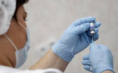 В Крыму началась массовая COVID-вакцинация