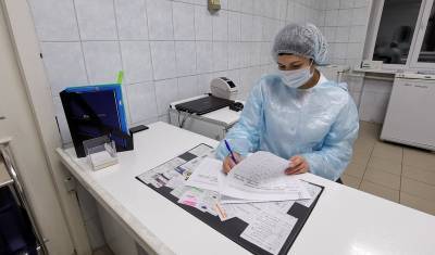В Тюмени на вакцинацию и исследование набрали тысячу добровольцев.