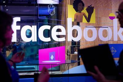 Великобритания захотела отобрать у Facebook и Google миллиарды долларов