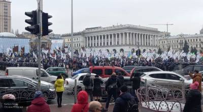 Украинский бизнес протестует в Киеве против локдауна