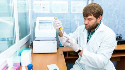 Эксперт рассказал, когда будет готова крымская вакцина от COVID-19