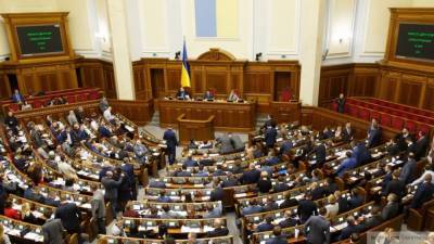 Украинские депутаты одобрили дефицитный бюджет на 2021 год
