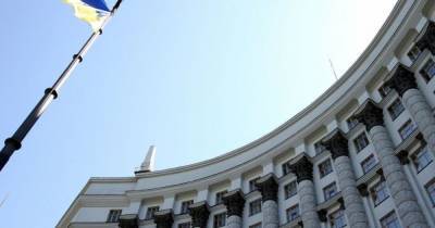 Двое министров Кабмина подали заявления об увольнении