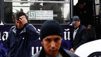 Правительство позвало мигрантов в Россию