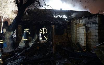 В Днепре ночью горел жилой дом, трое погибших